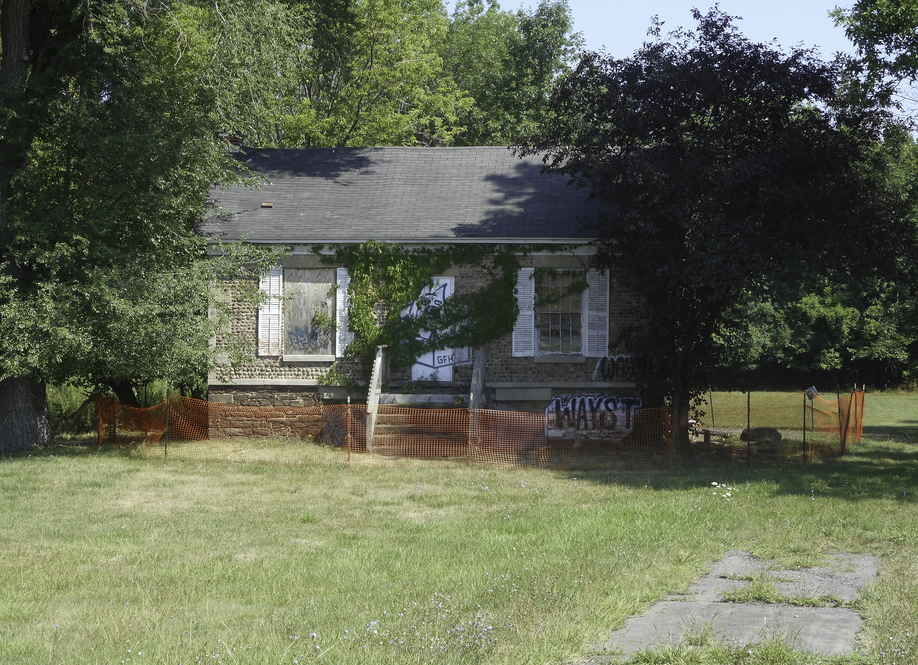 Cobble Stone (W Ridge Rd) 8-11-16